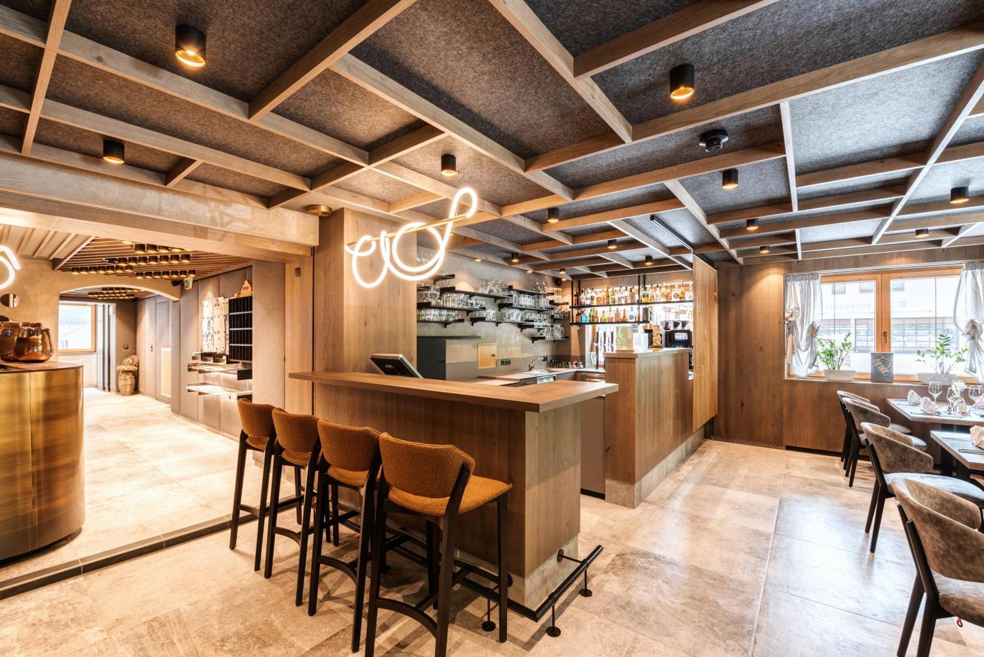 恩兹安酒店 湖城 外观 照片